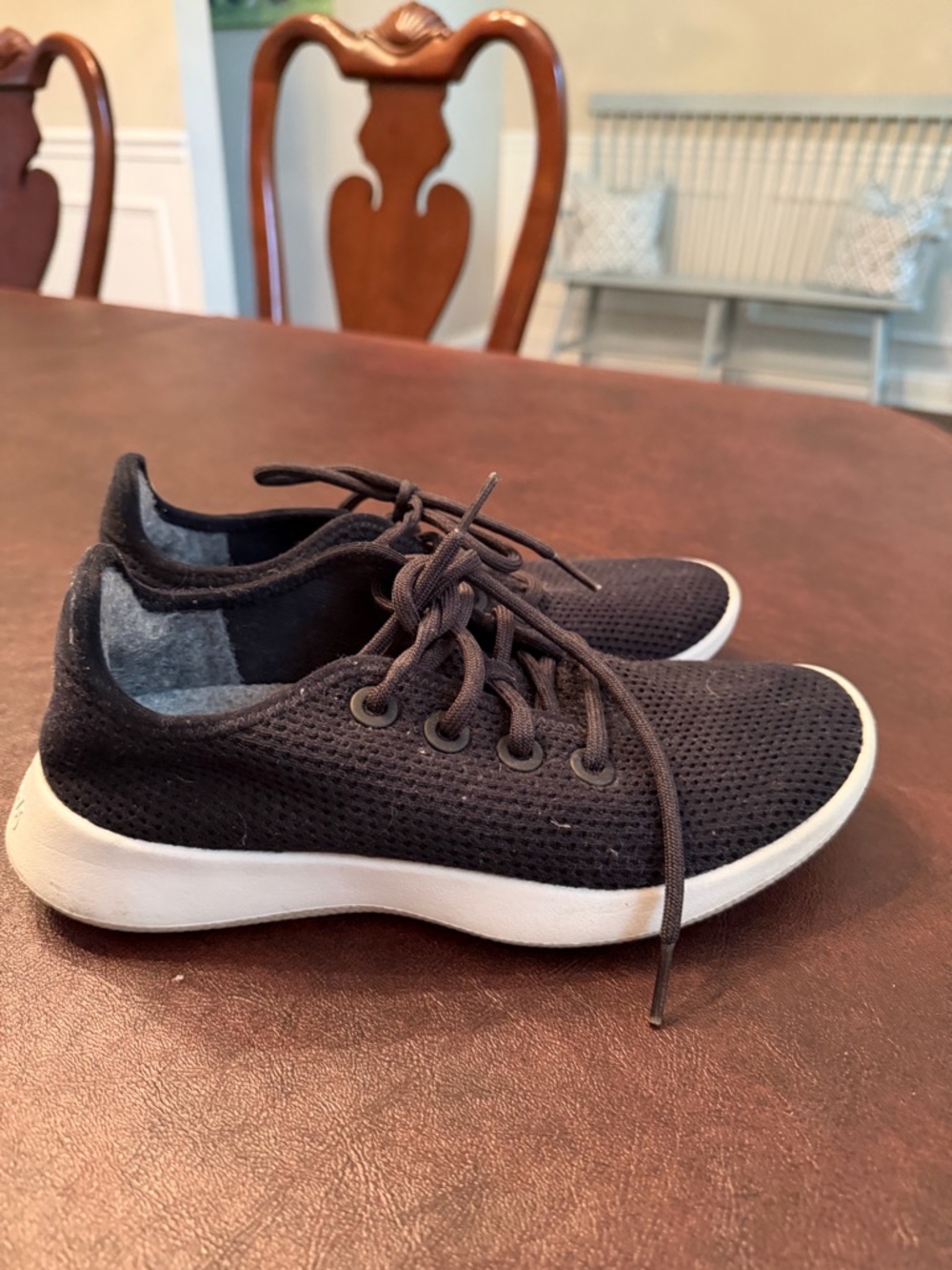 Women’s Allbirds sneakers, black, size 7